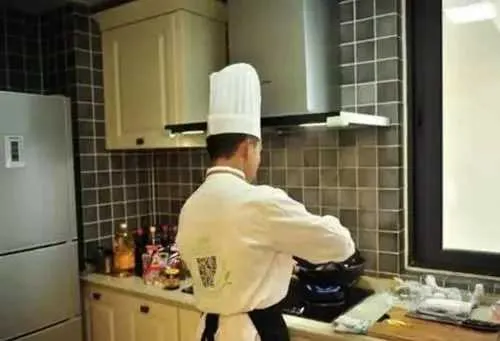 重庆,男子背叛了妻子,不想离婚只想丧偶