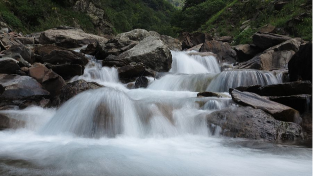 庐山|夏天只想着去海边？不如看看瀑布吧！