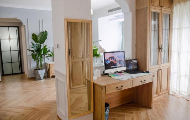 新房装修媳妇坚持主见,客厅墙上打个洞,硬装花费18W,效果绝了