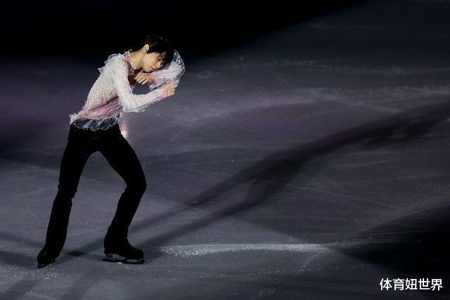 羽生结弦|羽生结弦时隔96天亮相冰面，再造表演名场面：挑战4A是坚持的动力