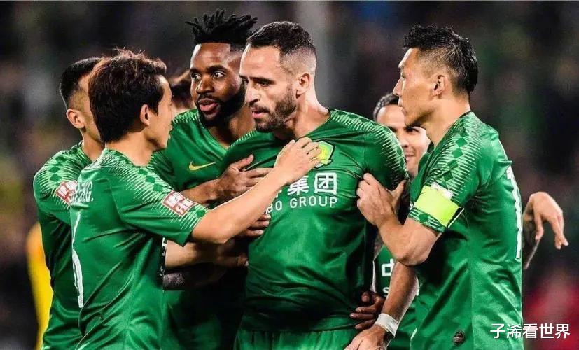 中超|凌晨5点! 权威媒体曝出争议猛料：中超成国际笑话，球迷吐槽声一片