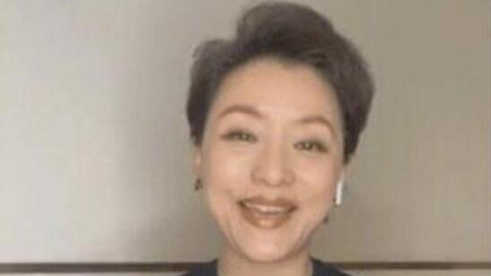 主持人|54岁主持人杨澜素颜出镜，无美颜滤镜下真实状态曝光