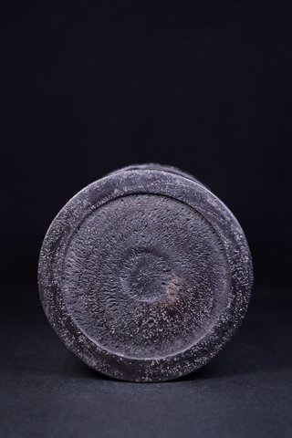 玉雕|旧藏:老沉香木雕“鸳鸯戏水”笔筒。