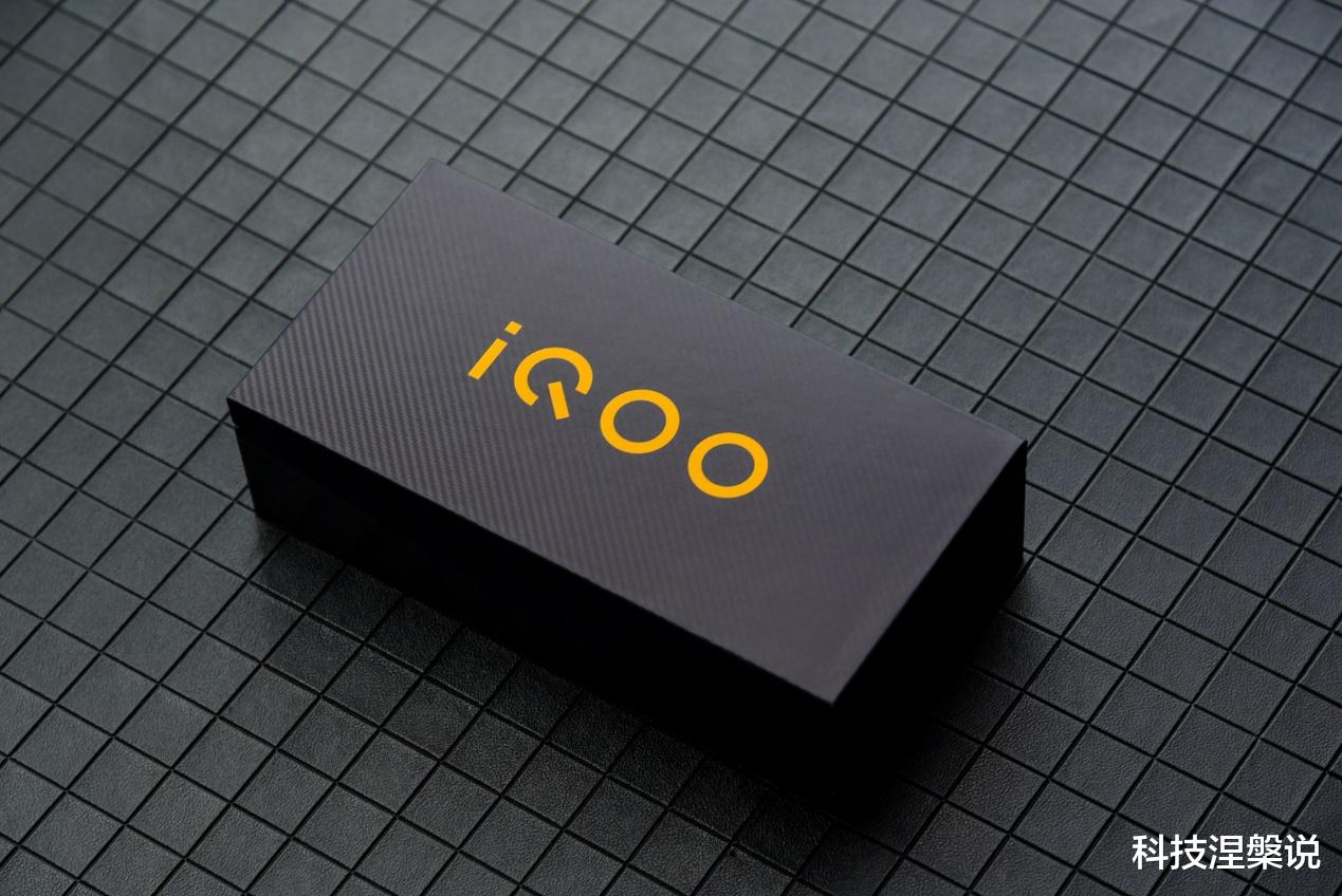 iqoo z6|iQOO Z6上手体验，又是一款卷到极致的千元“水桶机”！