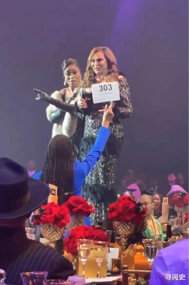 碧昂丝|碧昂丝10岁女儿花8万美元“买耳环”，粉丝目瞪口呆：她好有钱！