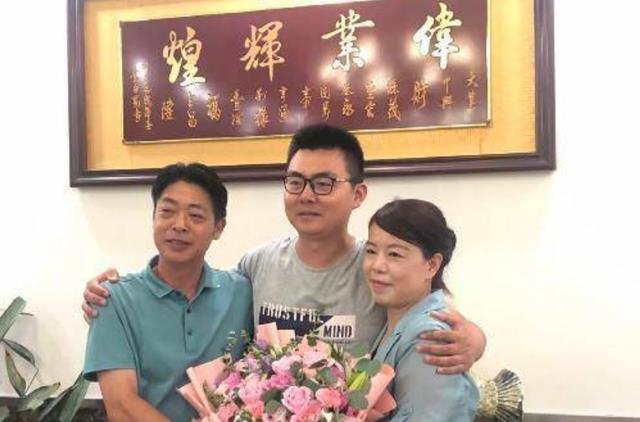 许敏|三喜临门!田静三胎四个月?小腹明显有预兆,许敏房子孙子都有了