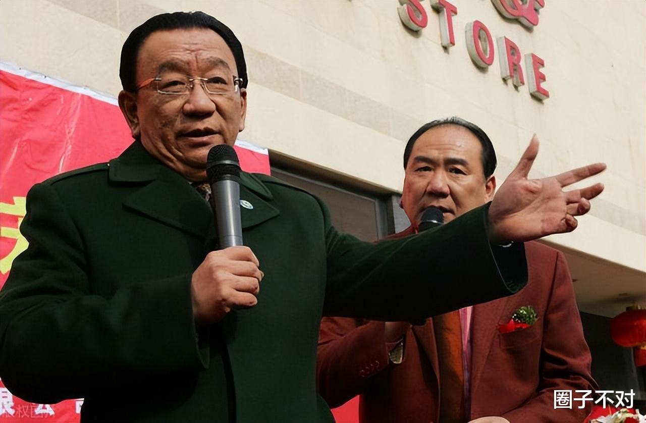 |遗产之争12年后，让侯耀华和郭德纲撕破脸的侯瓒，过得如何？