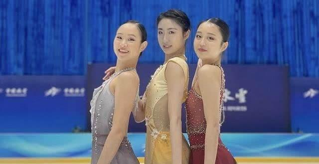 花滑|花滑女神陈虹伊穿着“火辣”，面容清秀身材傲人，曾被骂到关评论