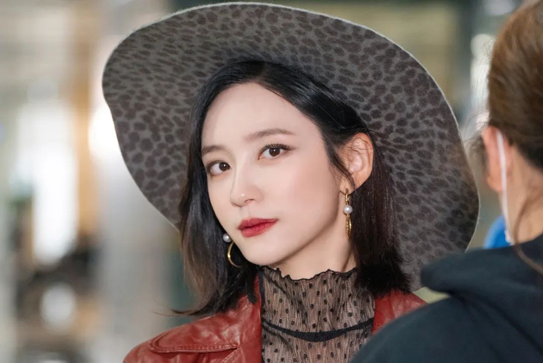 宋仲基|28岁“美艳财阀千金”向宋仲基表白被拒！网友：你糊涂啊…