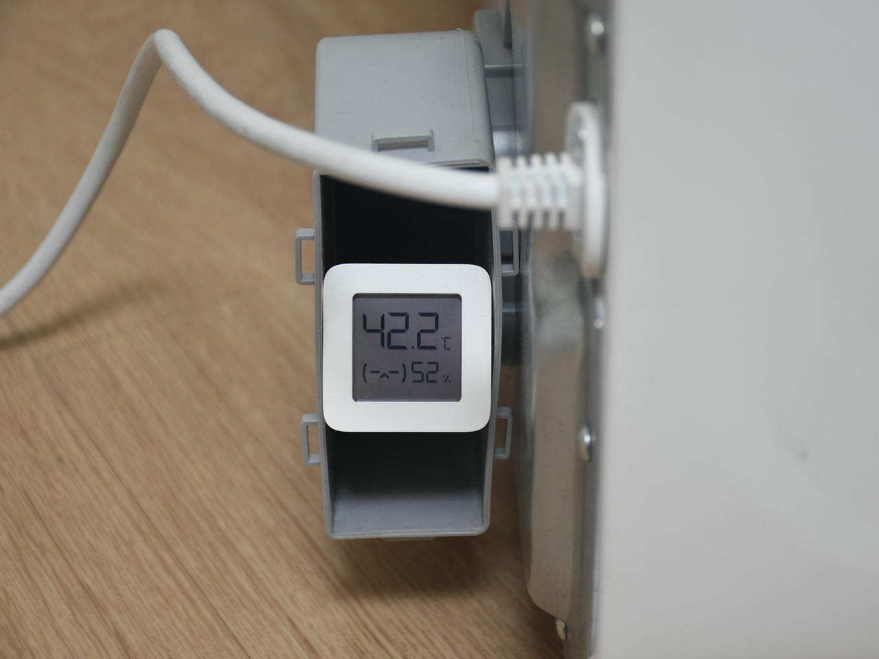 快速烘干杀菌祛味,解决全家衣物晾晒难题-MINICOLO迷你干衣机