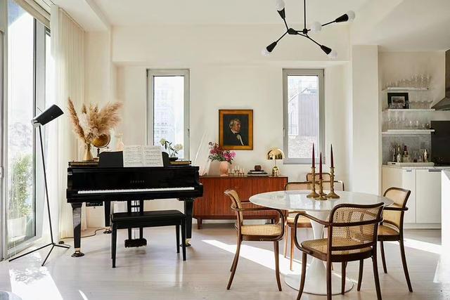 一对纽约夫妇的家,采光和落地窗令人羡慕,宁静美好弹奏生活乐章