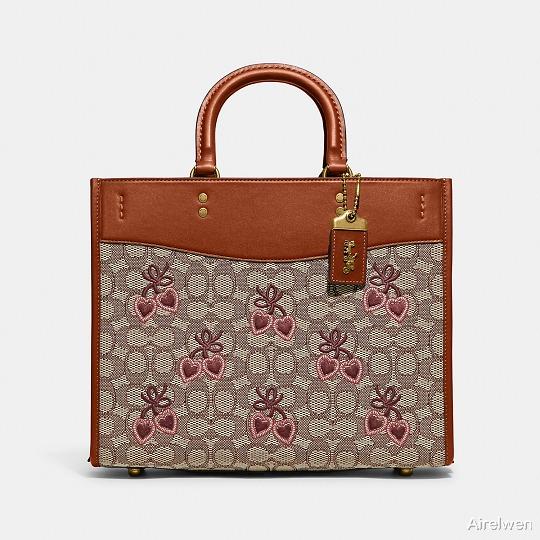 COACH 2022七夕限定系列包包包上架，你准备好了吗？