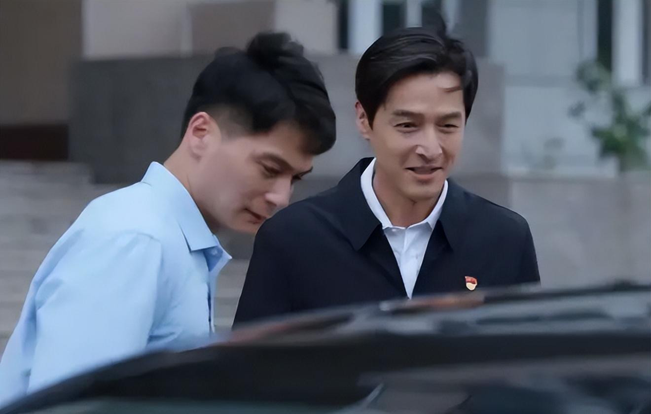 胡歌|胡歌新剧差评一片,剧情老套、配角抢戏,黄磊成全剧最大败笔