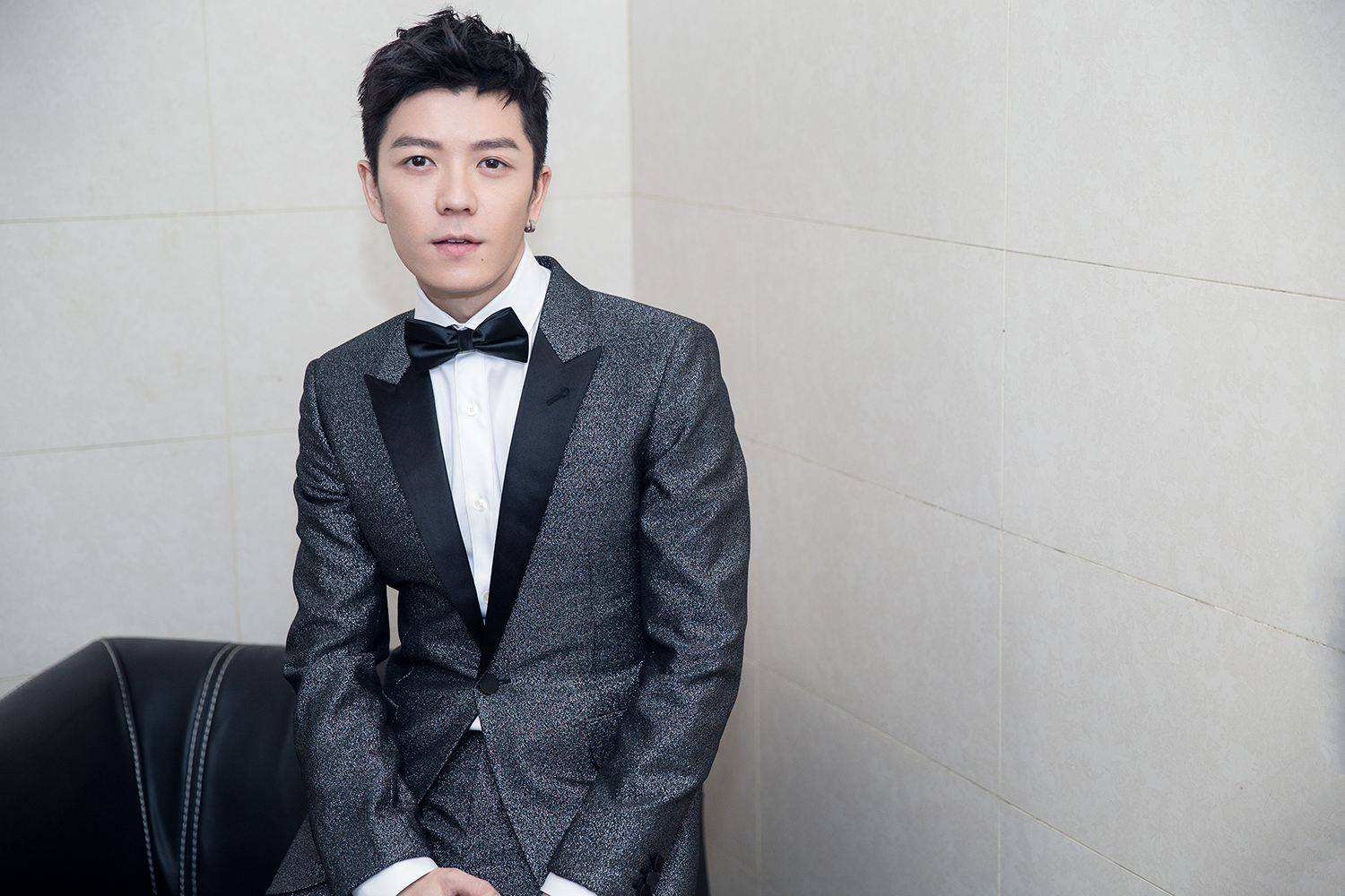 王栎鑫|王栎鑫，多栖发展仍不红？