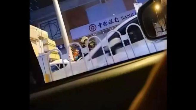 一天怒跑40单，疲劳驾驶造成惨烈车祸，网约车司机何时醒悟？