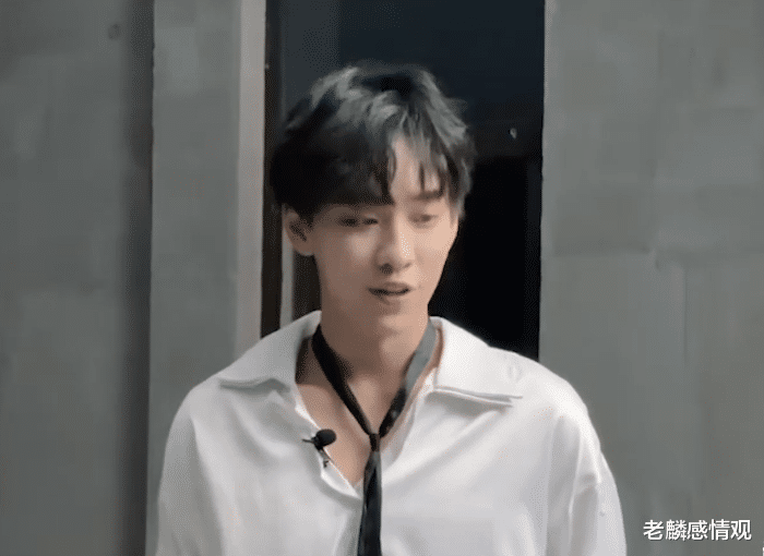 综艺节目|“戏子误国”惹来“嘲笑”，叫停综艺节目，为娱乐圈树立新形象！