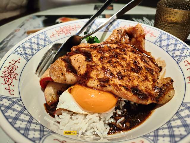 高通骁龙|性价比真我GT2 Pro：质感对得起价格