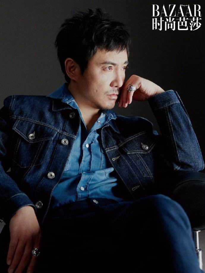 沈腾|军艺校草回来了？ 沈腾幽默戏法芭莎大片 ，首登女刊封面