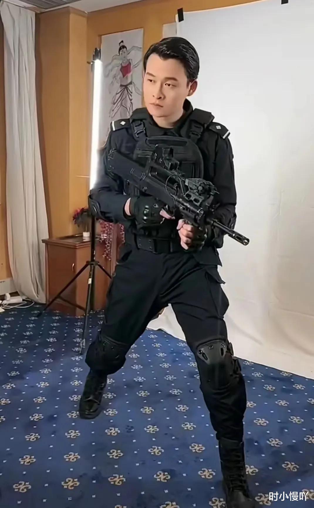 高启|演员谢孟伟对《狂飙》中的角色高启强评头论足，表示如果《狂飙2》让我演得更好