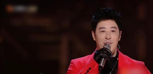 短发 潘玮柏为了参加《披哥》，一个半月减掉26斤，他的减肥方式很疯狂