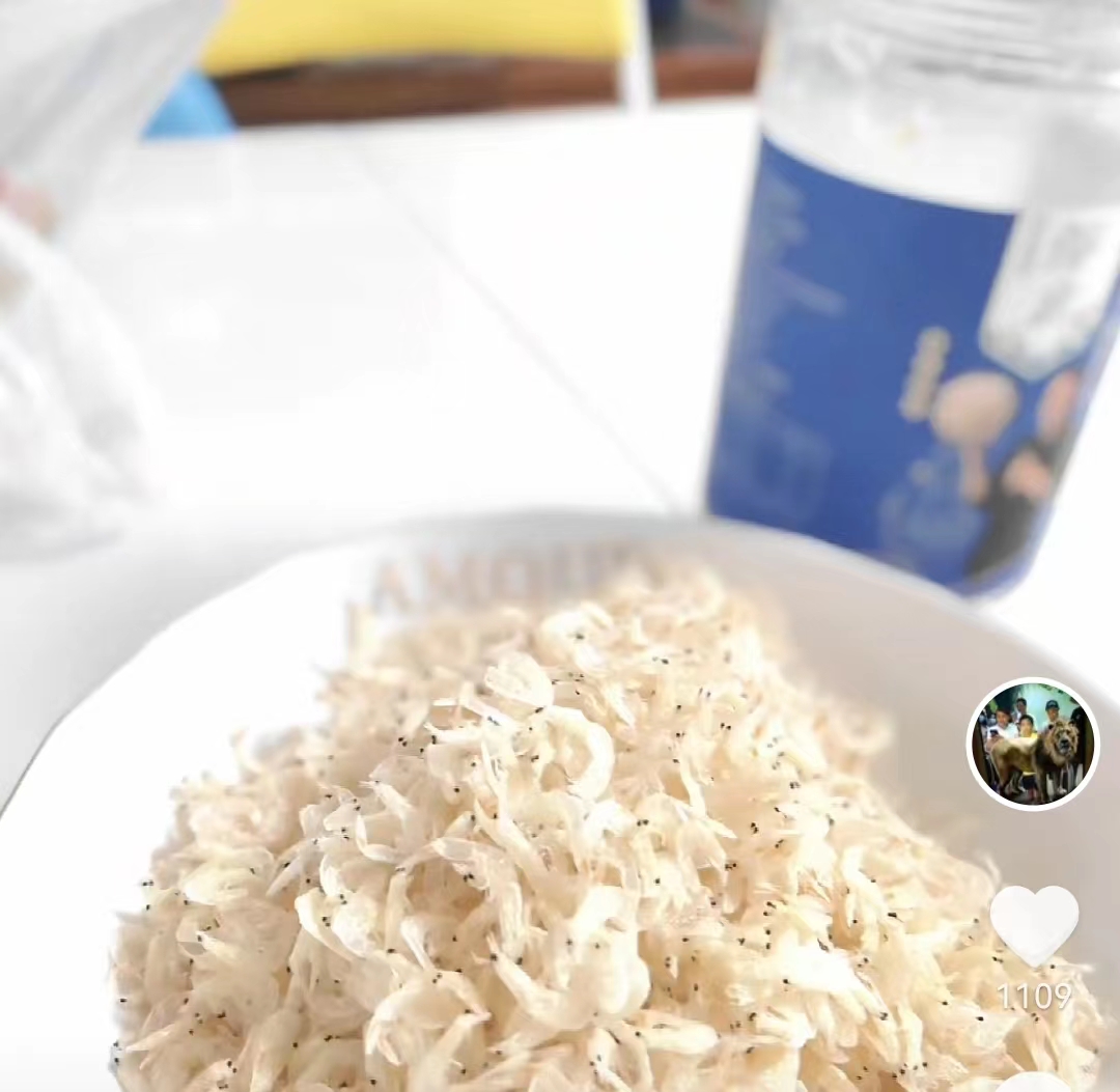 带货|孙卓三姨更改头像，视频中带货虾皮，卓妈评论区为三姨举大旗