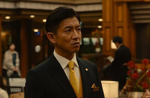 刽子手|《假面饭店》：打着悬疑凶杀的幌子，实则却是一部职场片，被骗了