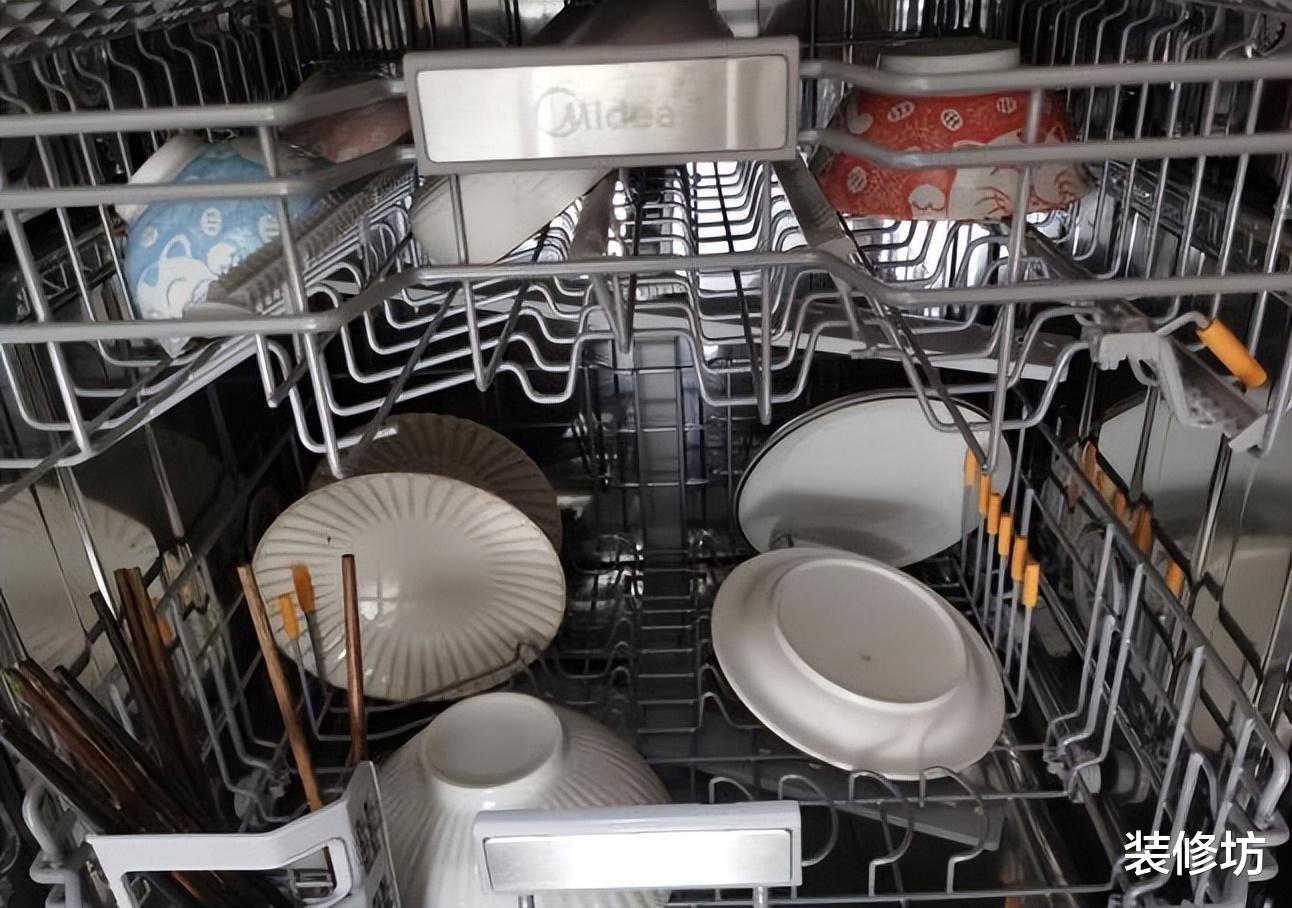 建议各位:咬咬牙给父母添置这5样家居用品,比给钱孝顺