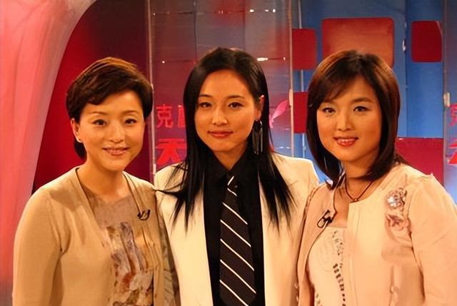 张延|张延：嫁不出名老公，结婚18年恩爱无比，17岁女儿继承了妈妈美貌