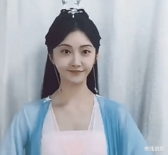 梁婧娴|借着杨紫的“东风”，26岁梁婧娴再凭女配走红，良机等了14年