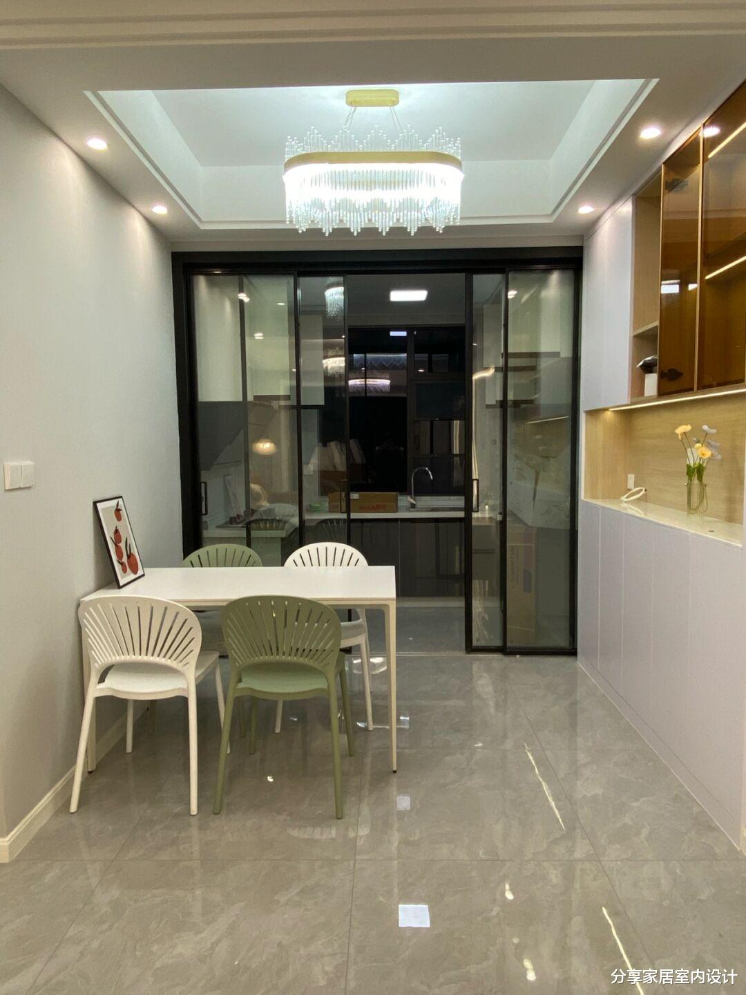 晾着通风的新房，有空都会过来看看，一家人很期待早点入住！