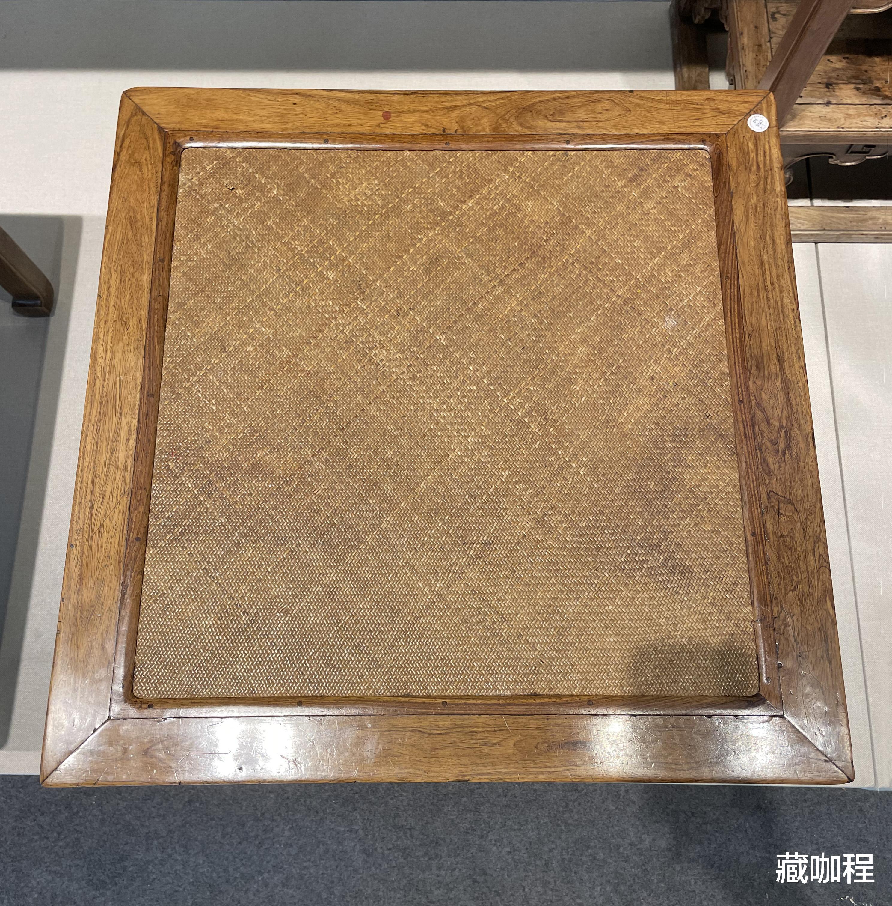 |又宽又大还成对，清黄花梨禅凳出自洪氏旧藏