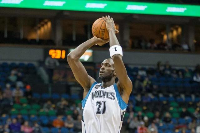 招聘|美媒评选出30支球队目前队史最伟大的球员，科比湖人队史最佳