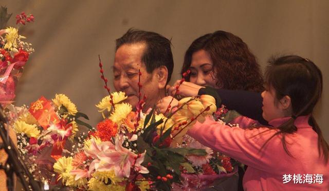 郭德纲|郭德纲和刘文步有恩怨，和尹笑声也有矛盾，他对老艺人做了什么？