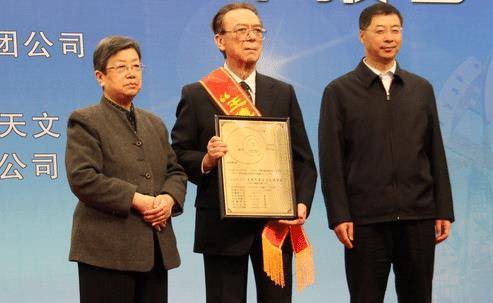 中国最帅科学家!接近满分却被清华北大拒绝,如今成中科院院士