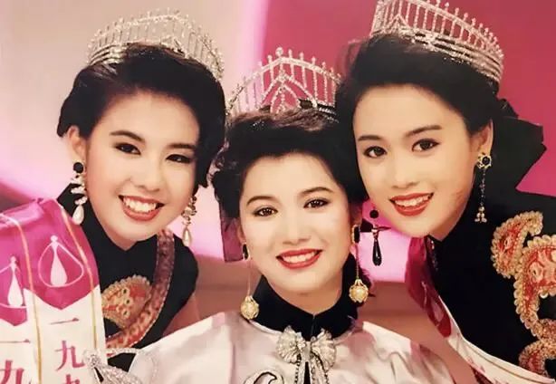 香港小姐|“风光不再”的港姐窘况：有人抵押皇冠还巨债，还有人菜市场摆摊