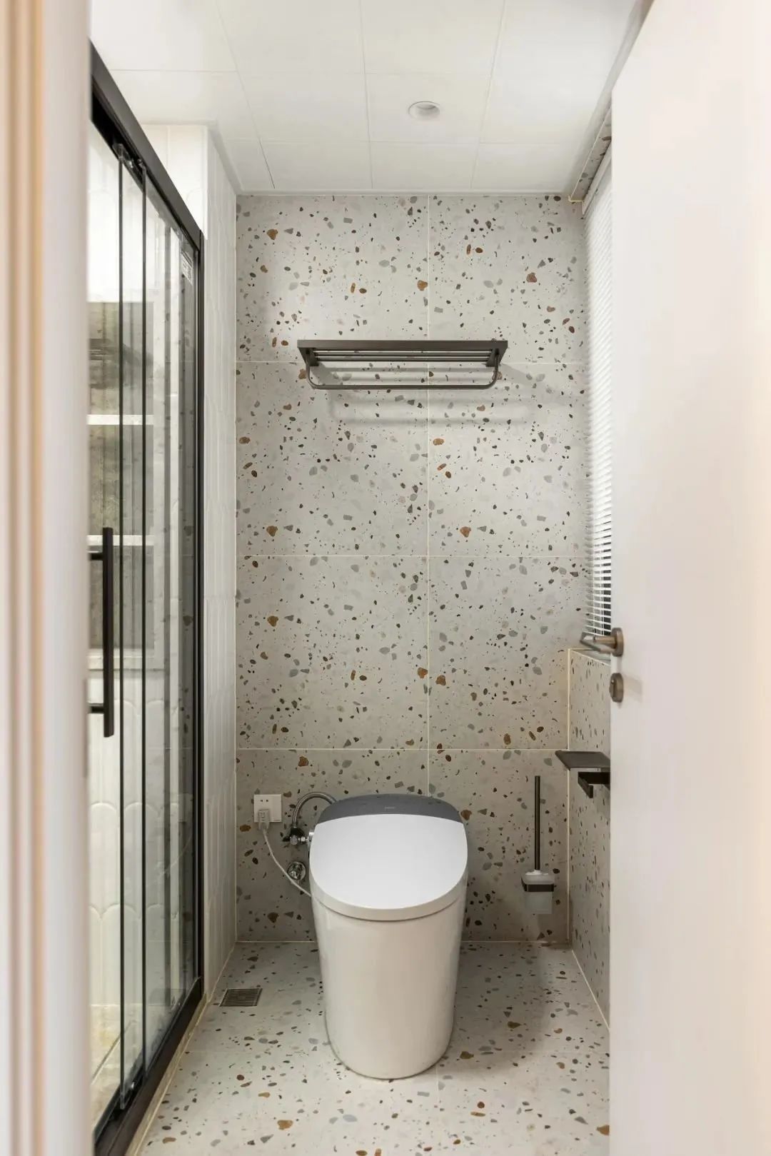 90后小夫妻的107㎡现代风婚房,治愈系绝美配色,看完好解压!