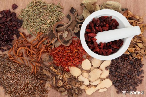 糖尿病|76岁心脑血管专家,查出高血脂,日行万步坚持了20余年,如今怎么样了?