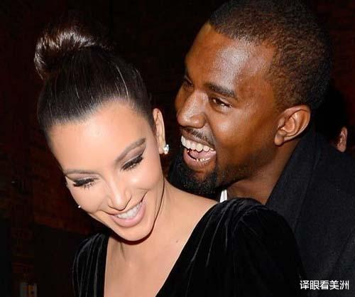 金·卡戴珊|金·卡戴珊身穿粉色运动套装，脚踩勾子鞋，好身材是练出来的