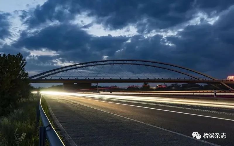 挪威|【海外桥讯】挪威设计北欧地区最长悬索桥