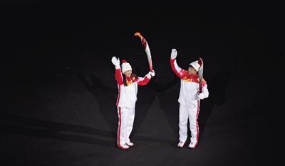 开幕式|唯一的百米选手作为火炬手！苏炳添已成荣誉象征，影响力不输刘翔