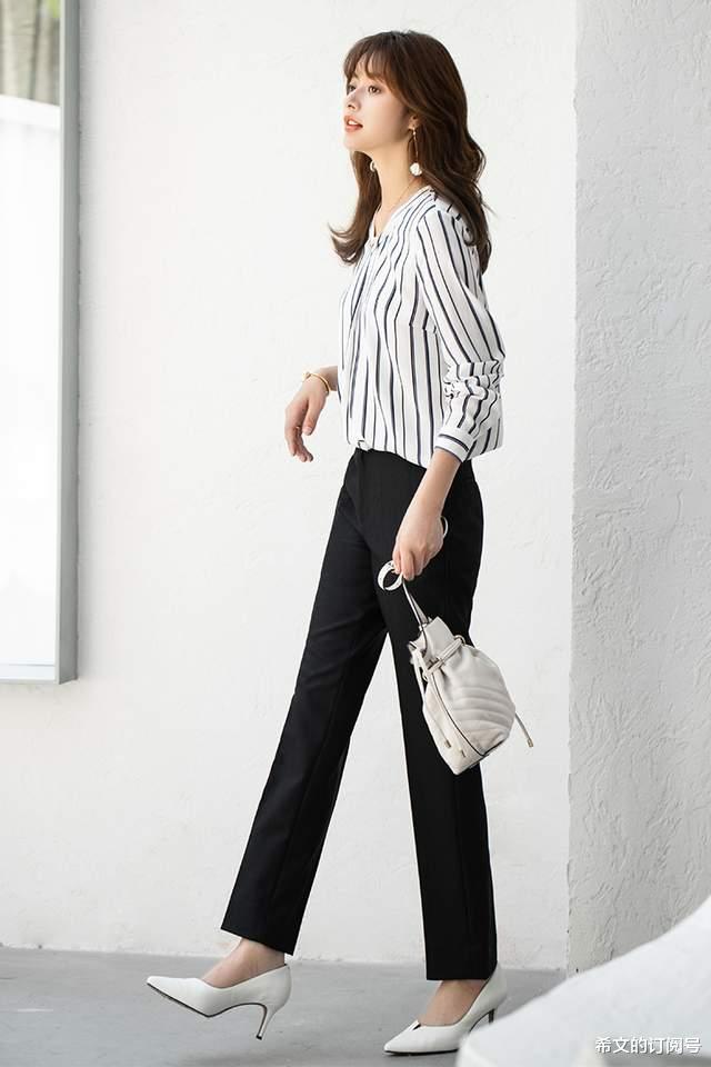 衬衫|条纹衬衫搭配高腰西裤，有心思的职业套装搭配