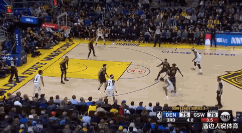 考辛斯|季后赛生涯新高！考辛斯15分钟12中8打出身价，留在NBA大有机会
