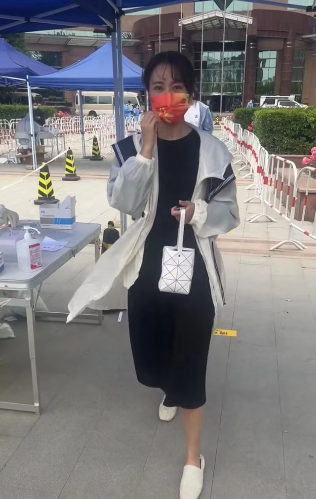 徐大宝|徐大宝控诉老公家暴后首晒近况！定位曝光引热议，两人被指已和好