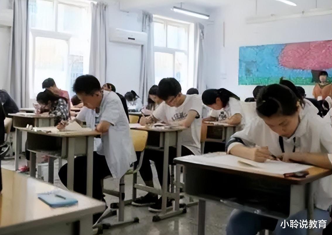 兰州大学|985大学被当成末流嘲笑,如今“风水轮流转”,毕业生多省抢着要