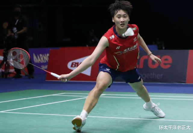 何冰娇|3-0！国羽3连胜锁定头名，何冰娇2-1险遭爆冷，艰难逆转怒吼庆祝