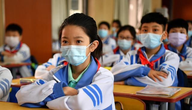 中小学将复课，学生犯难：我拿学校当妈，学校拿我当爱冒险的朵拉