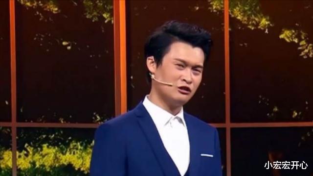 赵本山|赵本山又一徒弟脱离本山传媒，自立门户疑似抢饭碗，这个人是谁？