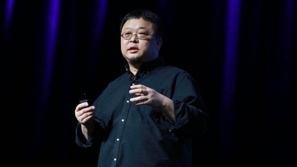 网信办|罗永浩再次创业曾考虑造车，何小鹏：现在不是时候