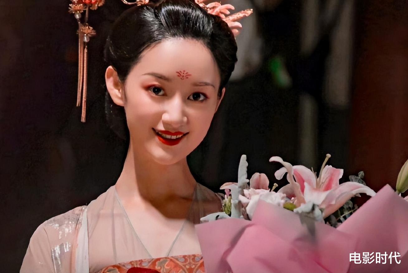 杨幂|她刚出道就和杨幂合作,有颜值也有演技,但就是火不起来!