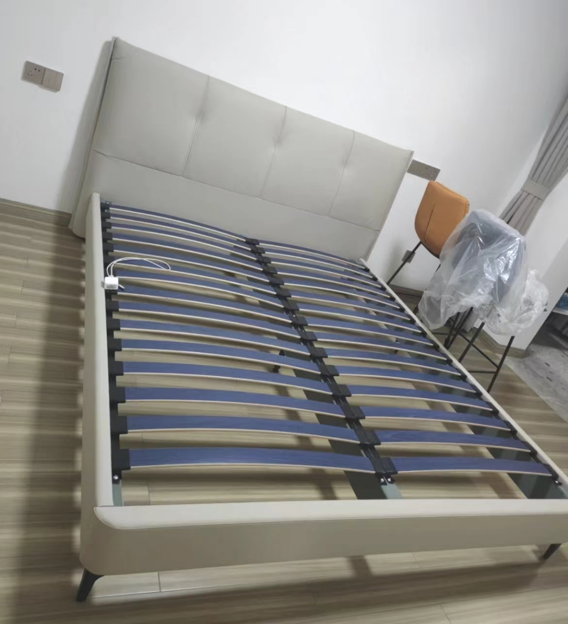 看看我家“廉价版”的卧室装修,功能一个不差,钱却没花多少